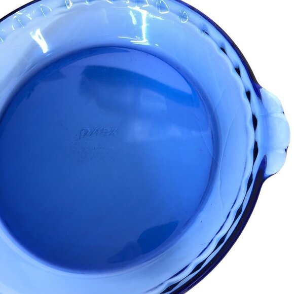 PYREX 9.5" Cobalt Blue Glass Pie Bakeware Vintage 1980s - Picture 6 of 7